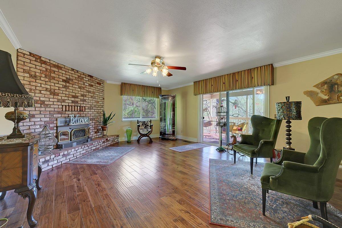 Browns Valley, California 95918, United States, 3 Bedrooms Bedrooms, ,2 BathroomsBathrooms,Residential,Active,98056