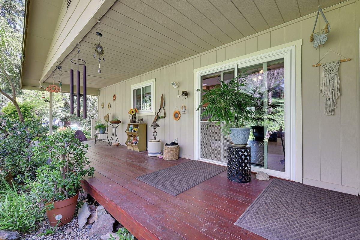 Browns Valley, California 95918, United States, 3 Bedrooms Bedrooms, ,2 BathroomsBathrooms,Residential,Active,98056