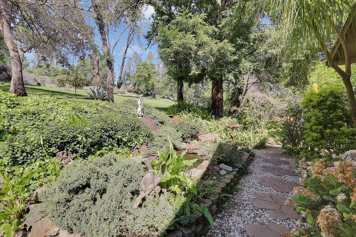 Browns Valley, California 95918, United States, 3 Bedrooms Bedrooms, ,2 BathroomsBathrooms,Residential,Active,98056