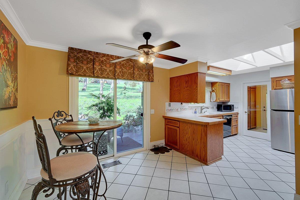 Browns Valley, California 95918, United States, 3 Bedrooms Bedrooms, ,2 BathroomsBathrooms,Residential,Active,98056