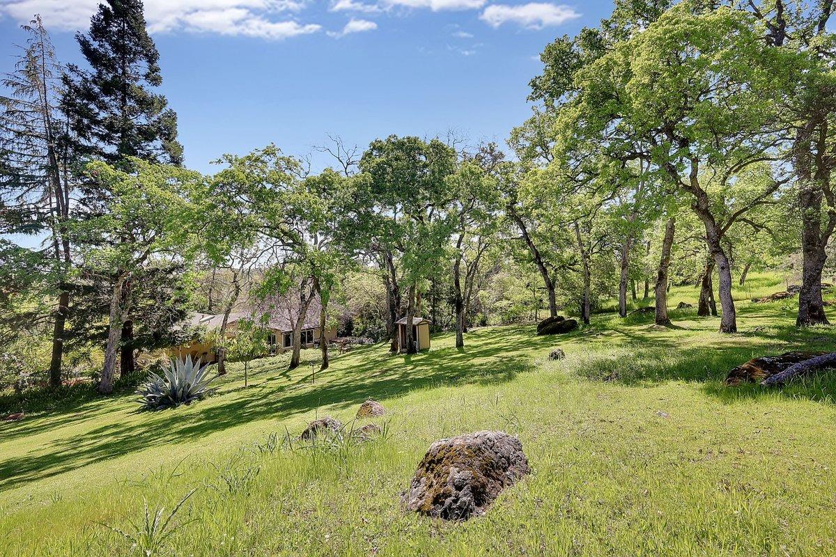 Browns Valley, California 95918, United States, 3 Bedrooms Bedrooms, ,2 BathroomsBathrooms,Residential,Active,98056