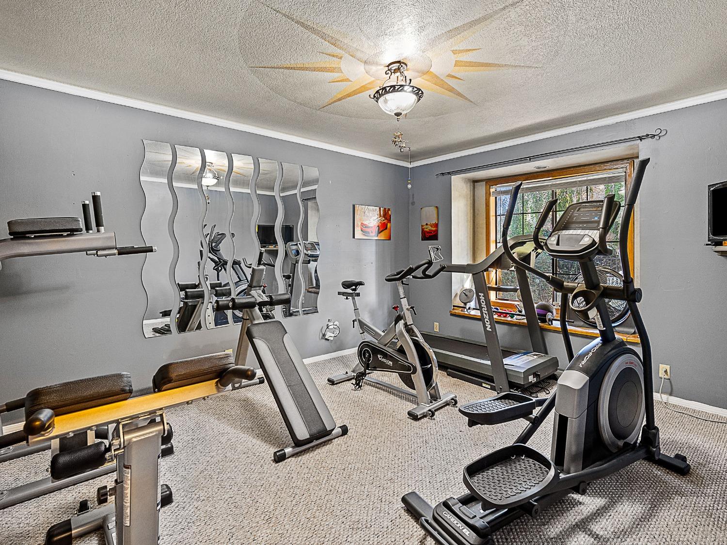 Stockton, California 95212, United States, 5 Bedrooms Bedrooms, ,3 BathroomsBathrooms,Residential,Active,28352