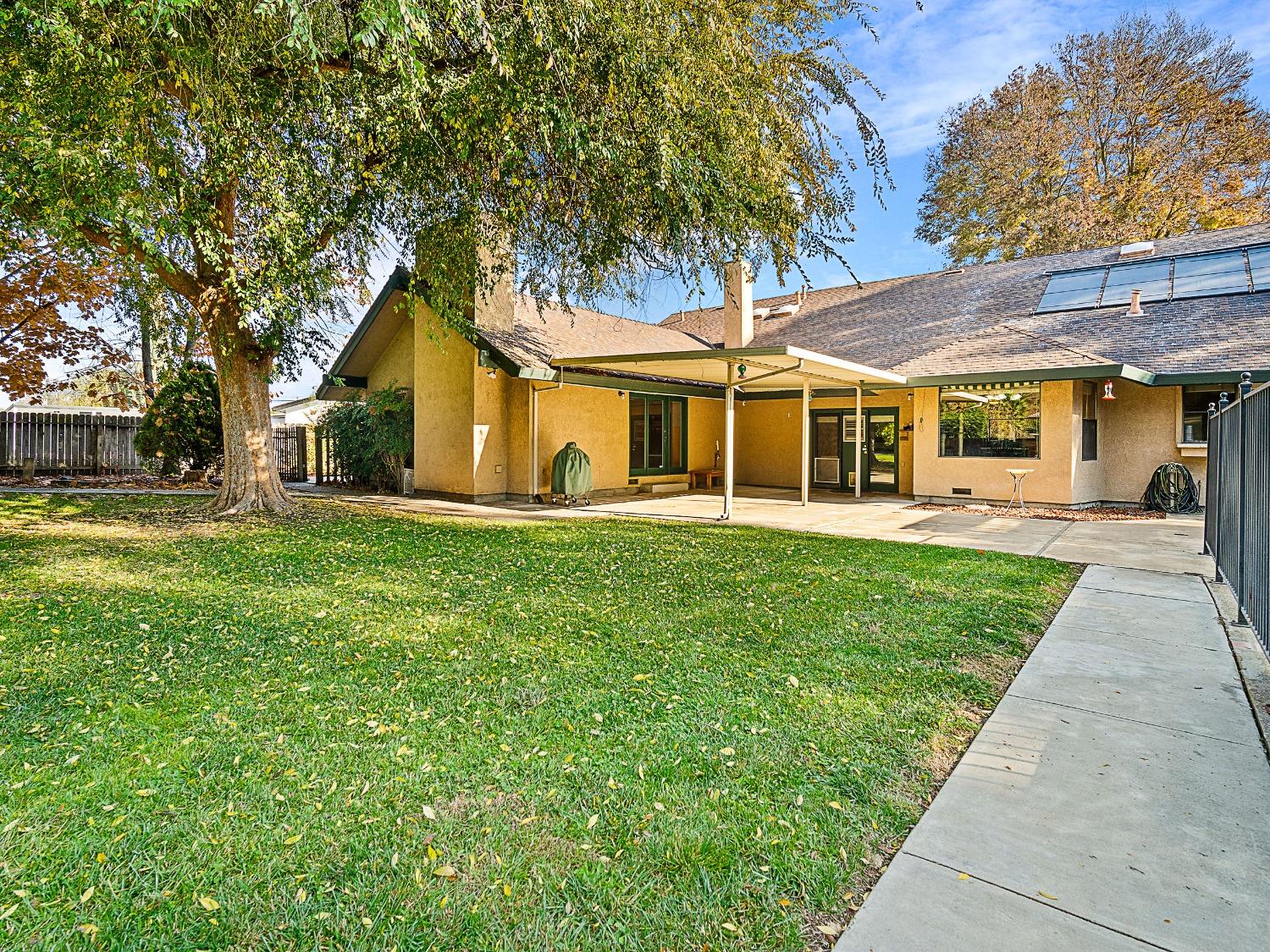 Stockton, California 95212, United States, 5 Bedrooms Bedrooms, ,3 BathroomsBathrooms,Residential,Active,28352