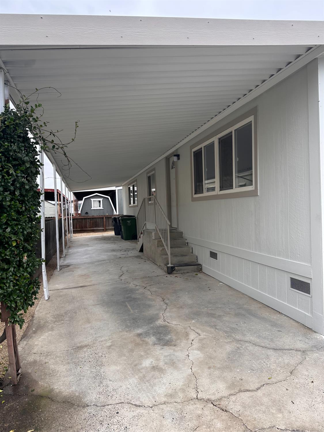 812 W Clover Road 74