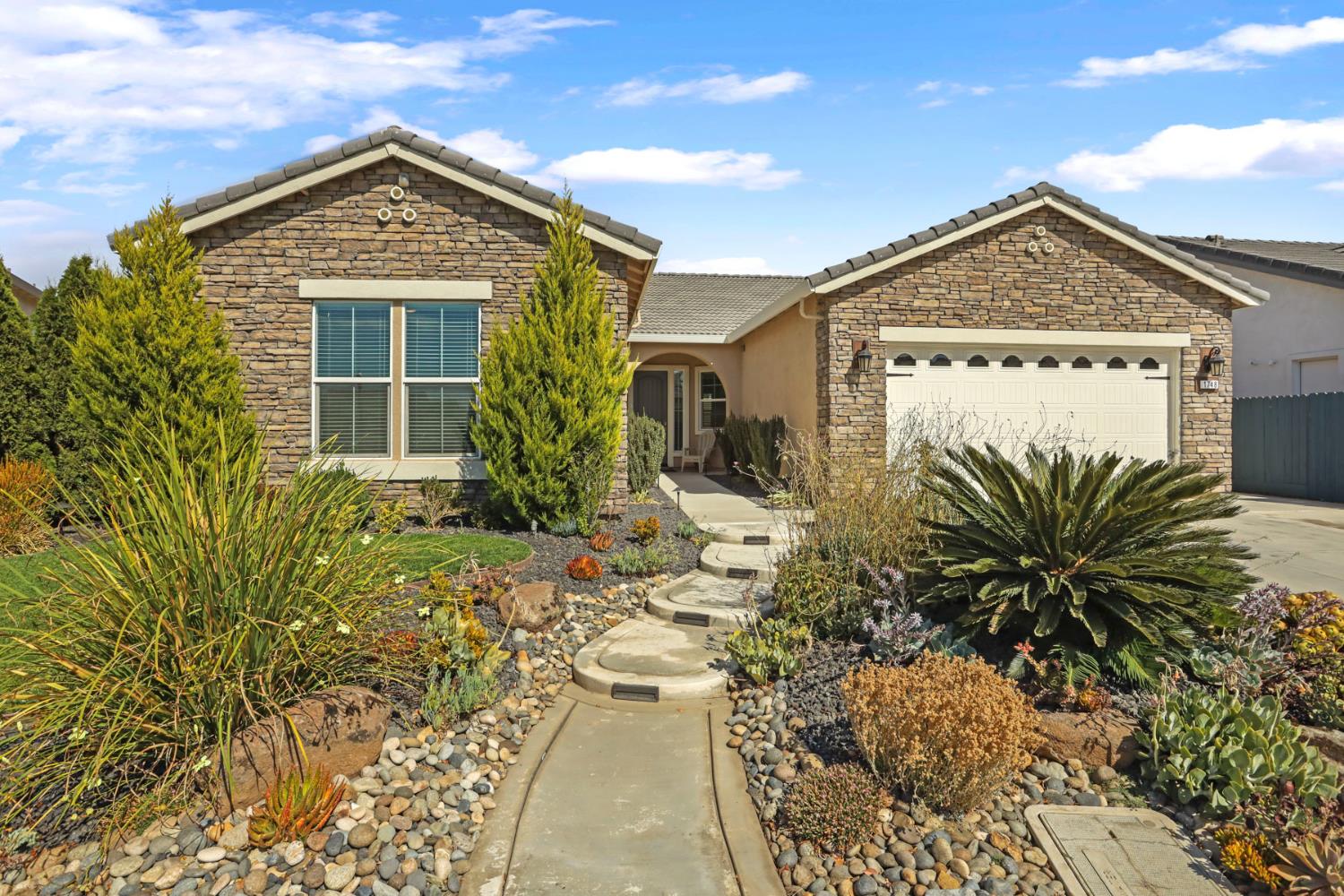 1748 Daffodil Drive