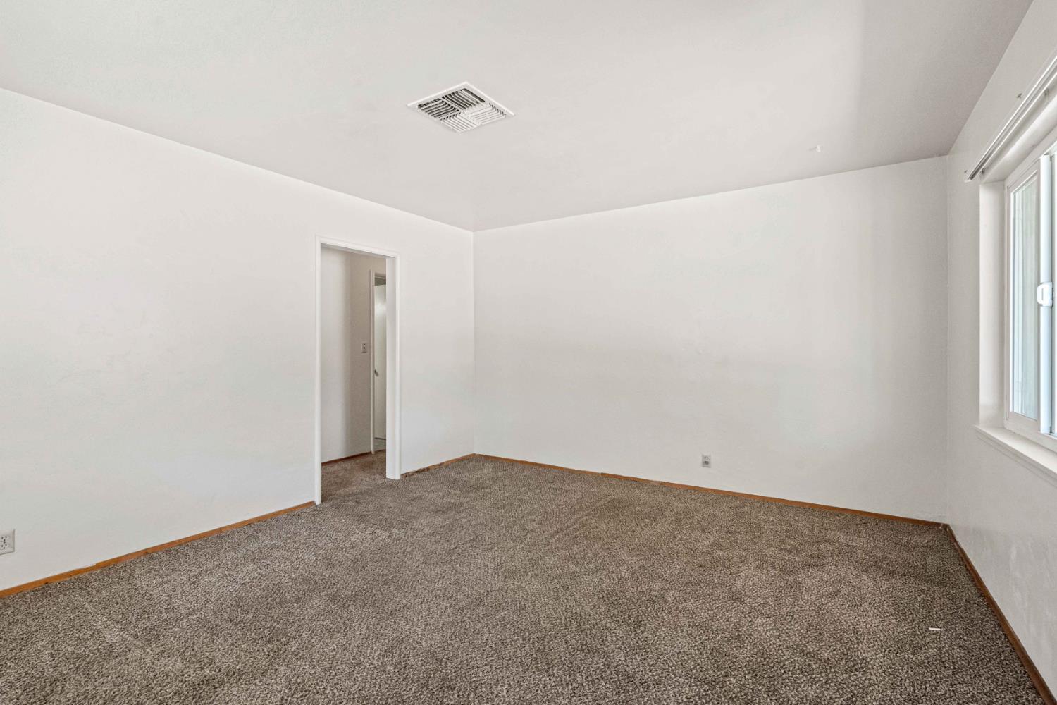 1506 W Orangeburg Avenue