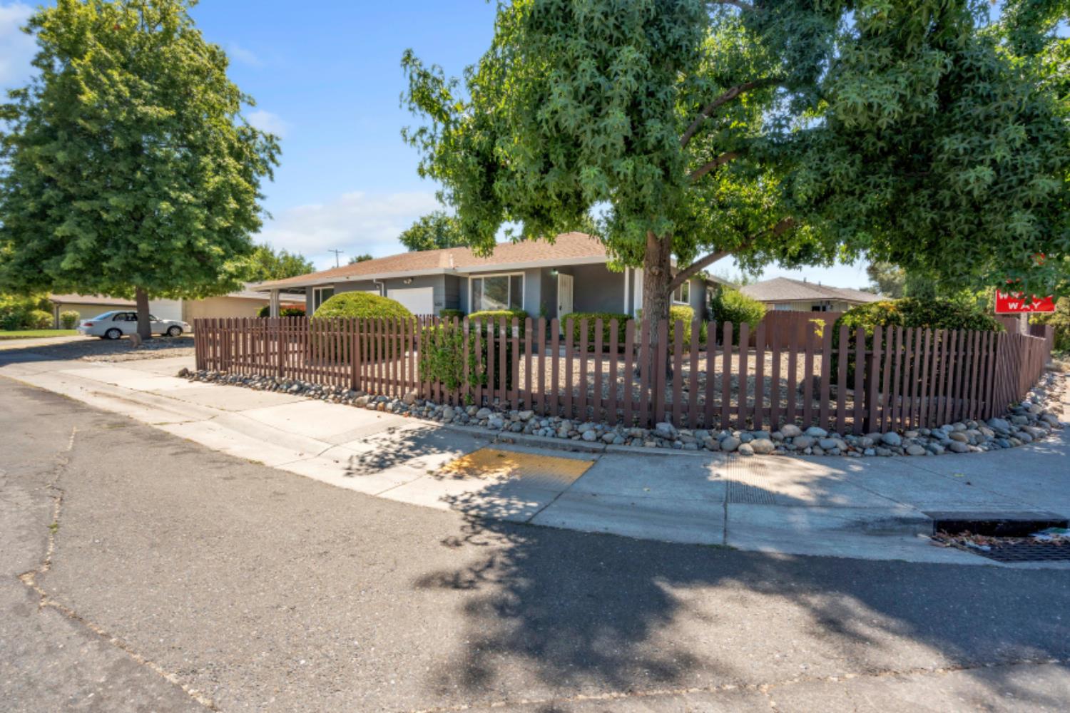 6100 Rutland Drive