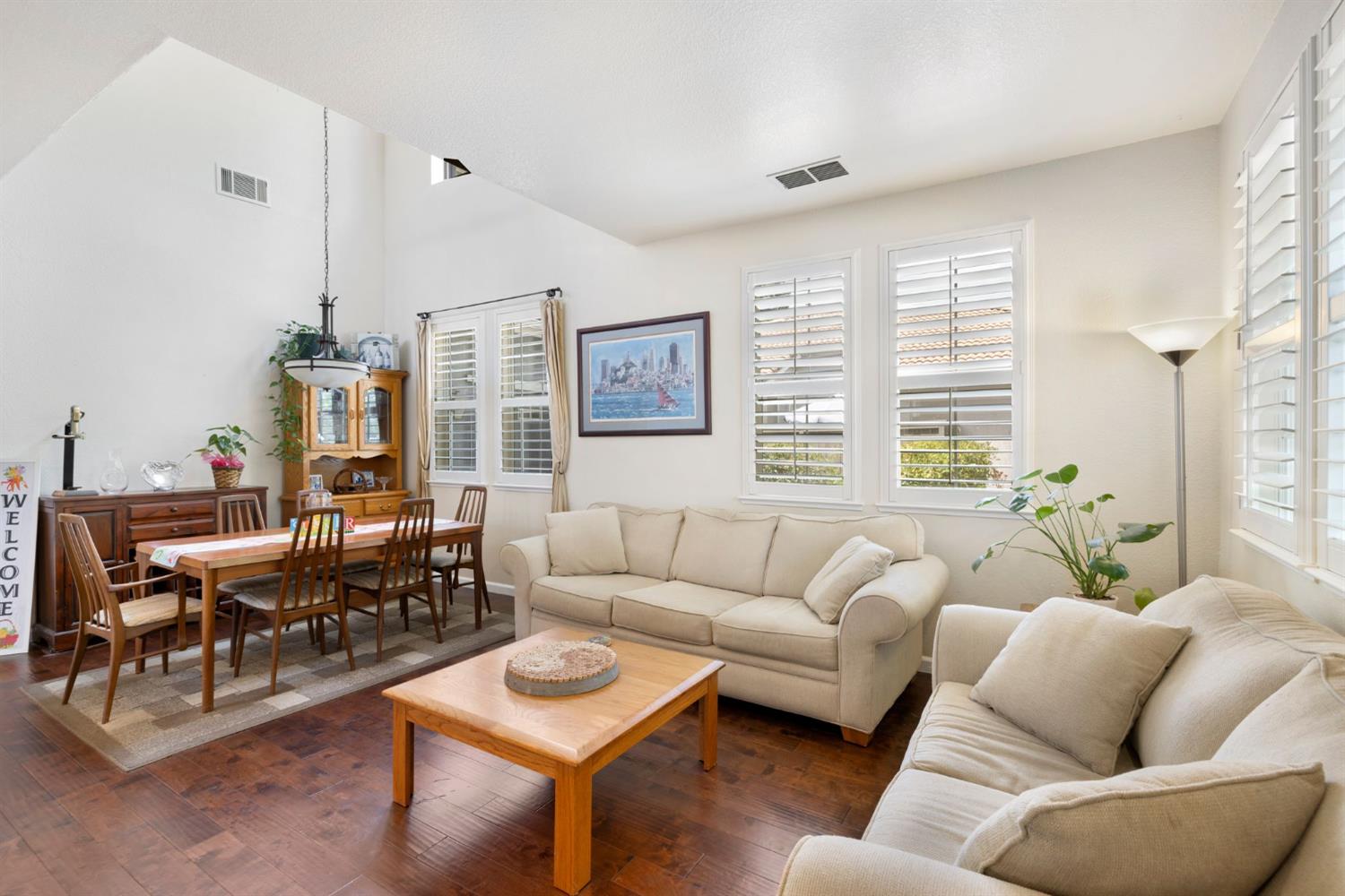 15 Port Henley Court
