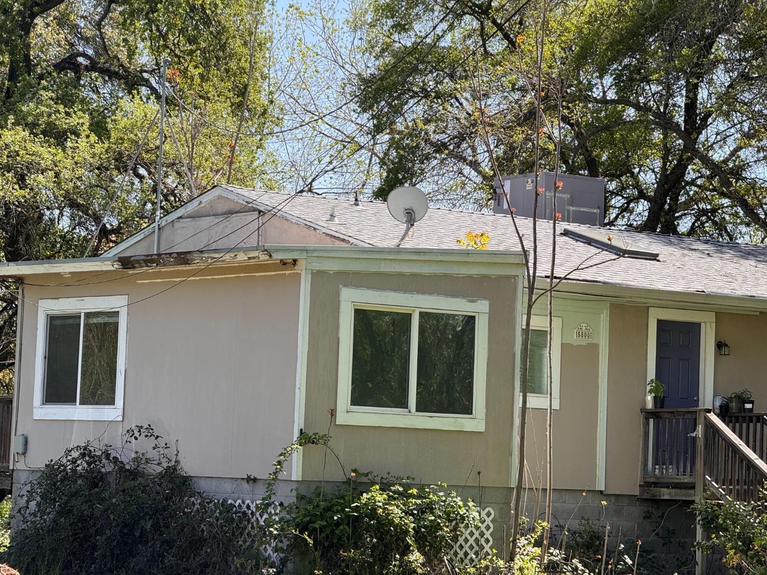 5800 Rosebud Lane