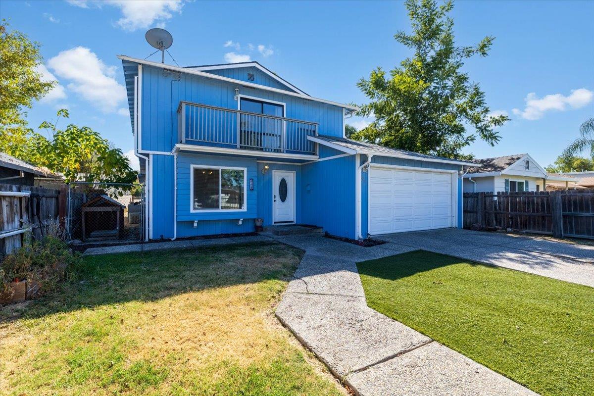 648 Las Palmas Avenue