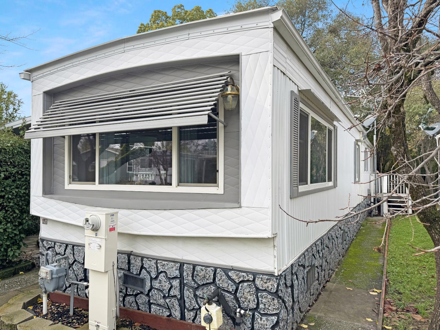 125 Marigold Avenue