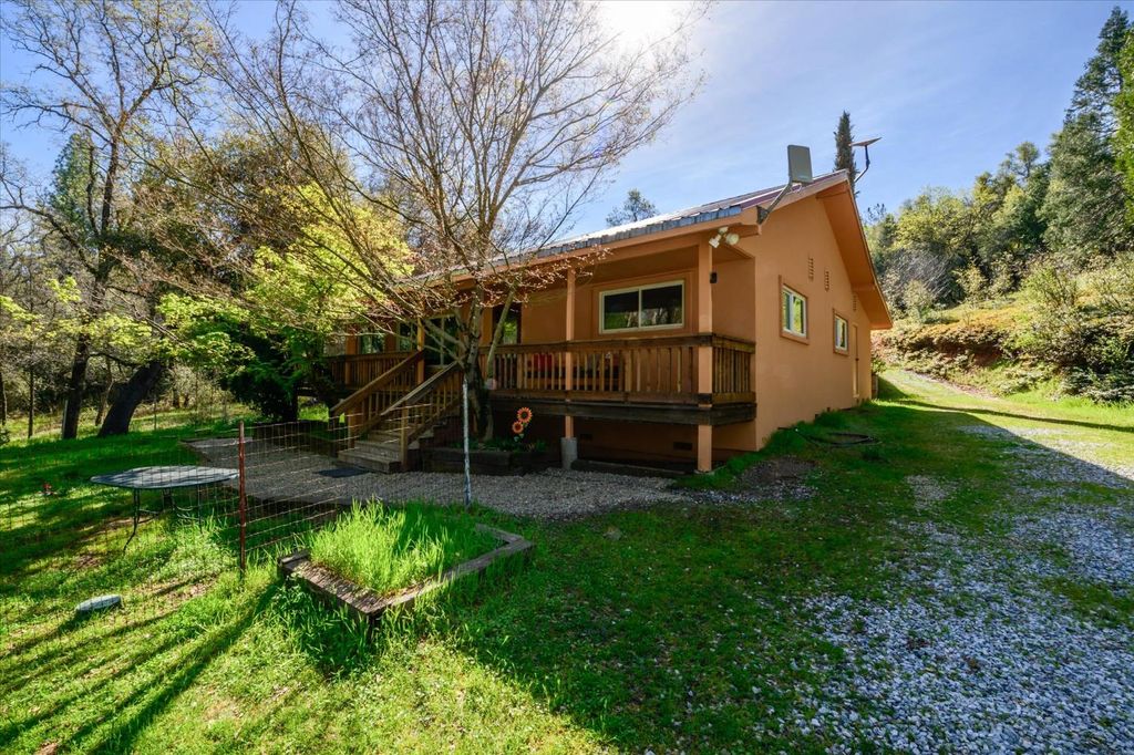 Photo of 3640 Omo Ranch Road, Somerset, CA 95684 (MLS # 226033264)