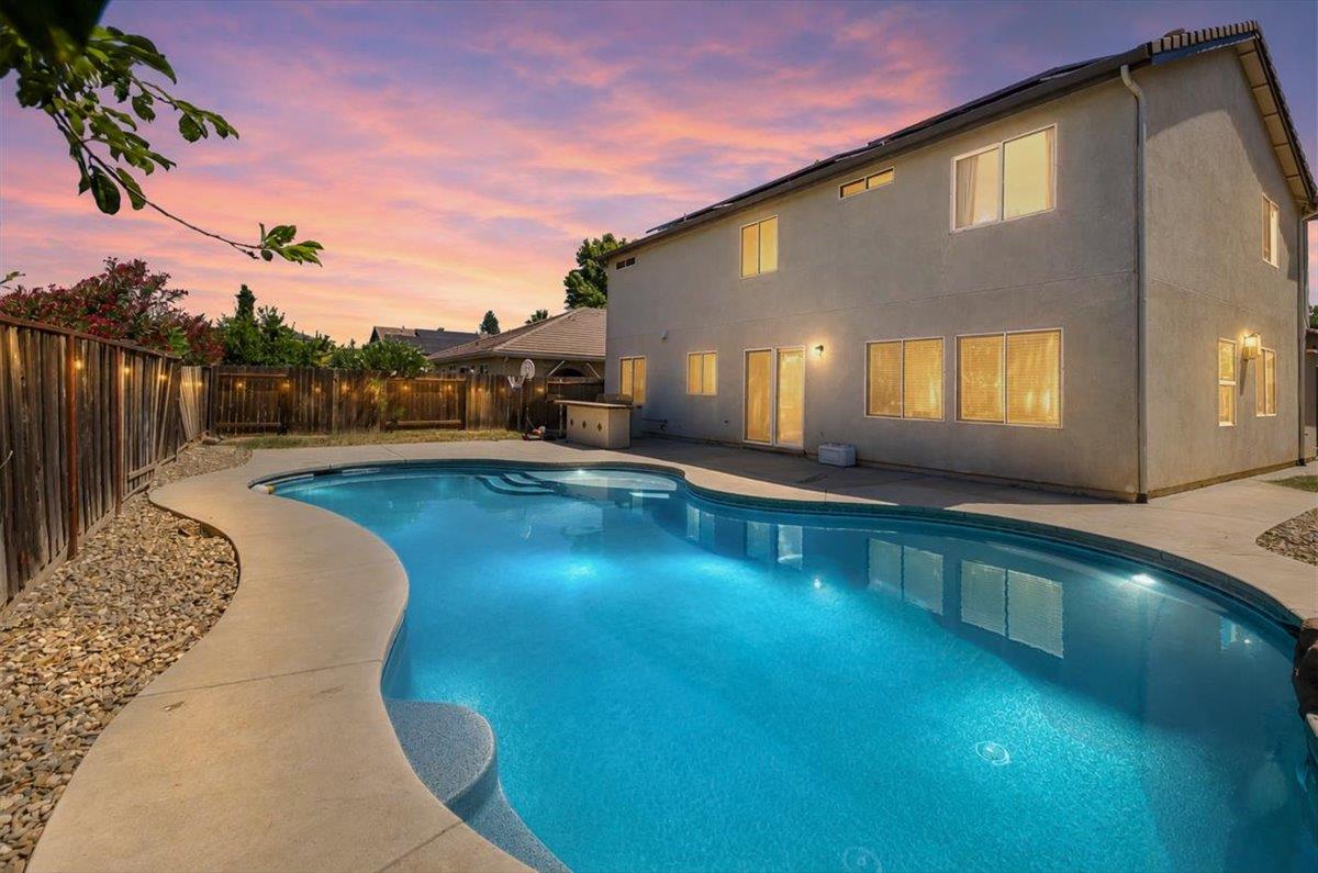 1474 Paddington Way