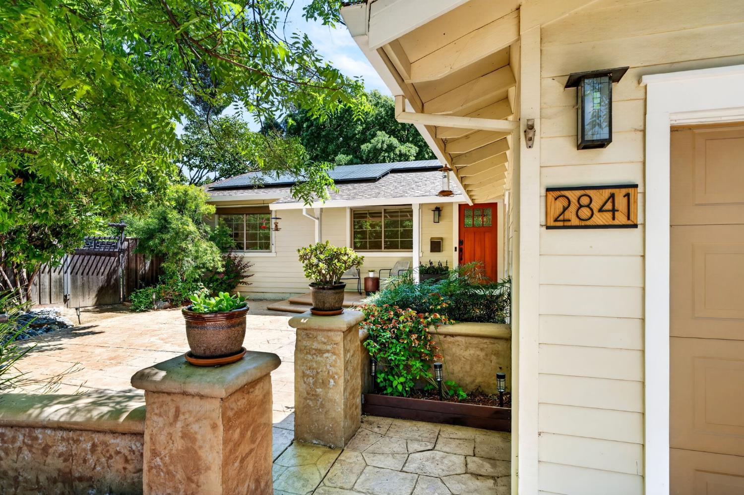 2841 Cascade Place