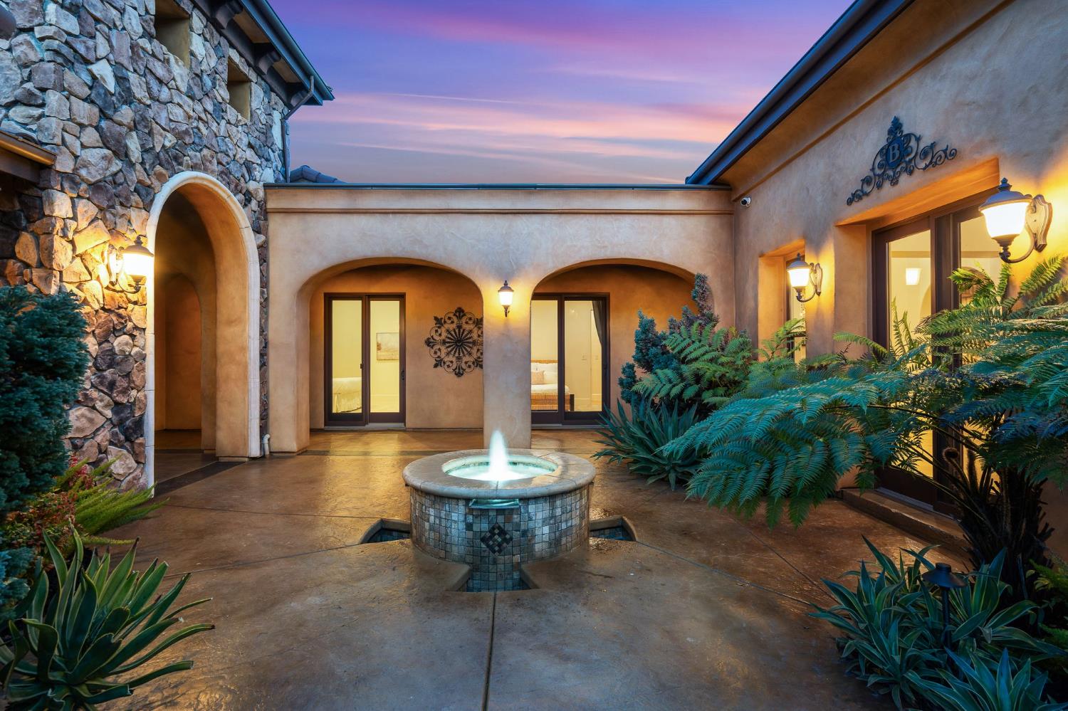 3860 Iron Wheel Court