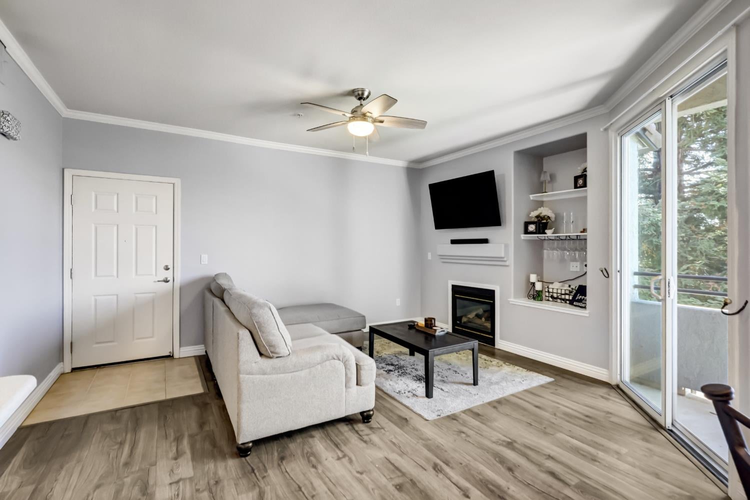 5201 Laguna Oaks 46