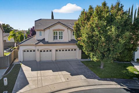 217 Bel Flora Court Roseville CA 95747