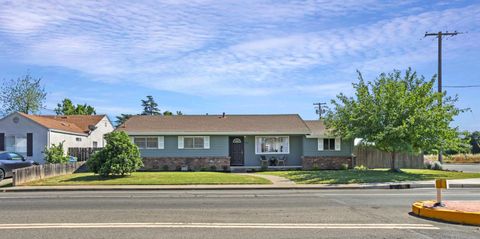 402 F Street Galt CA 95632