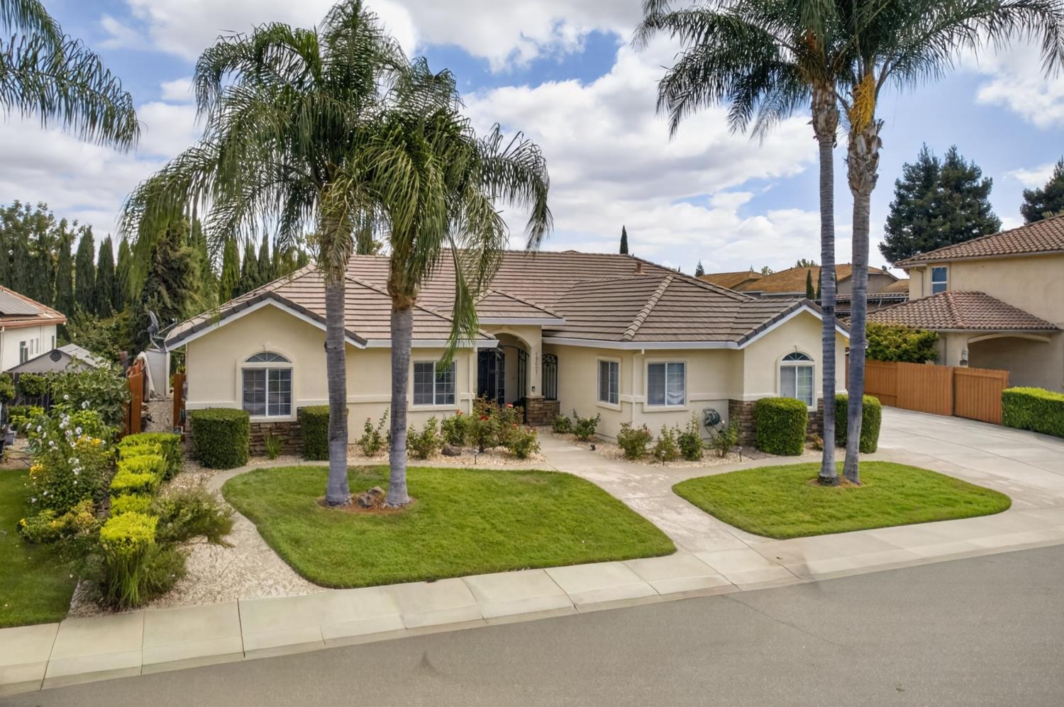 1731 Morrison