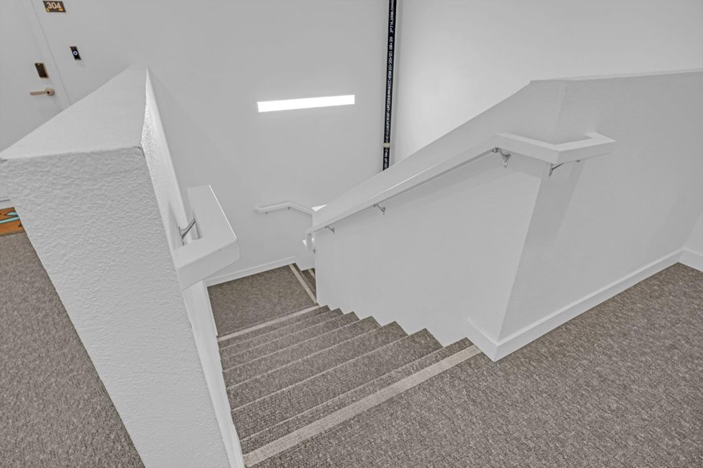 Photo of 2431 Cleat Lane #301, Sacramento, CA 95815 (MLS # 225137533)