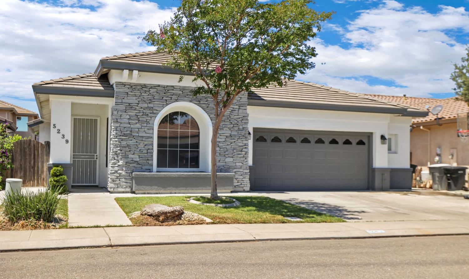 5239 Sire Court