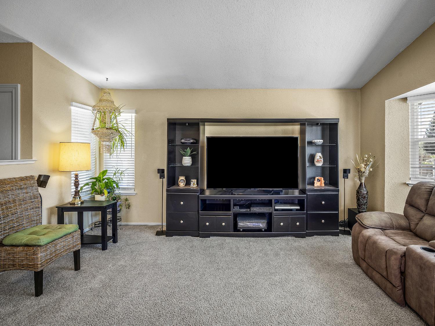 4914 Summit View Court