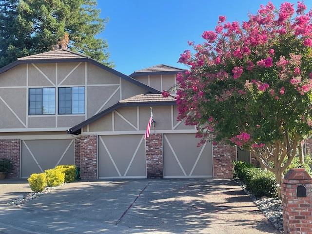 1200 Teak Court