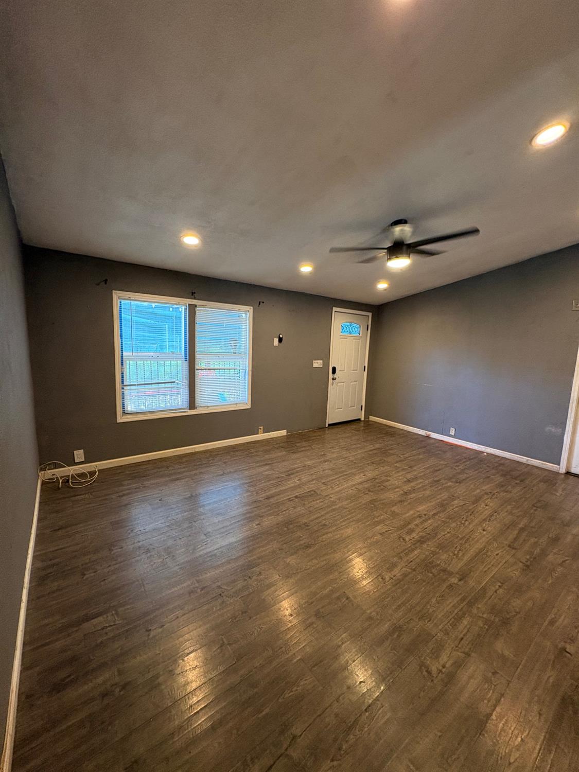 5100 N HWY 99 173