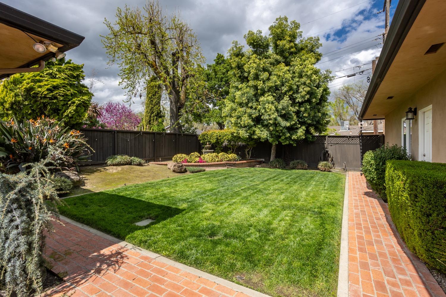 901 Princeton Avenue