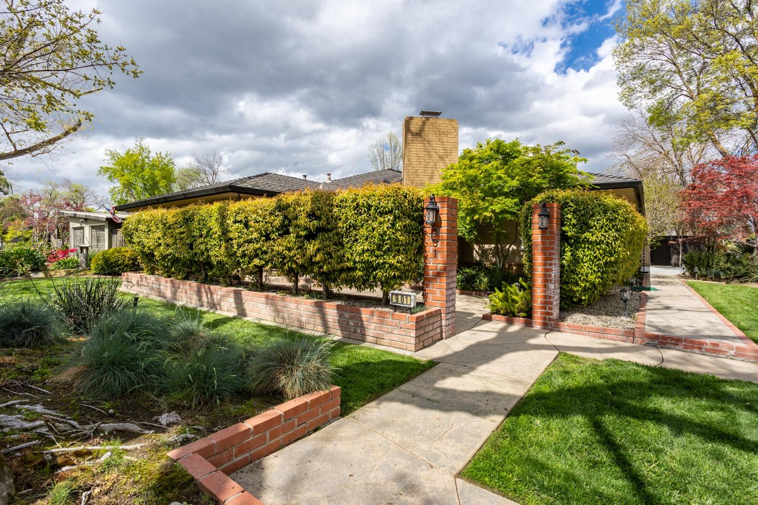 901 Princeton Avenue