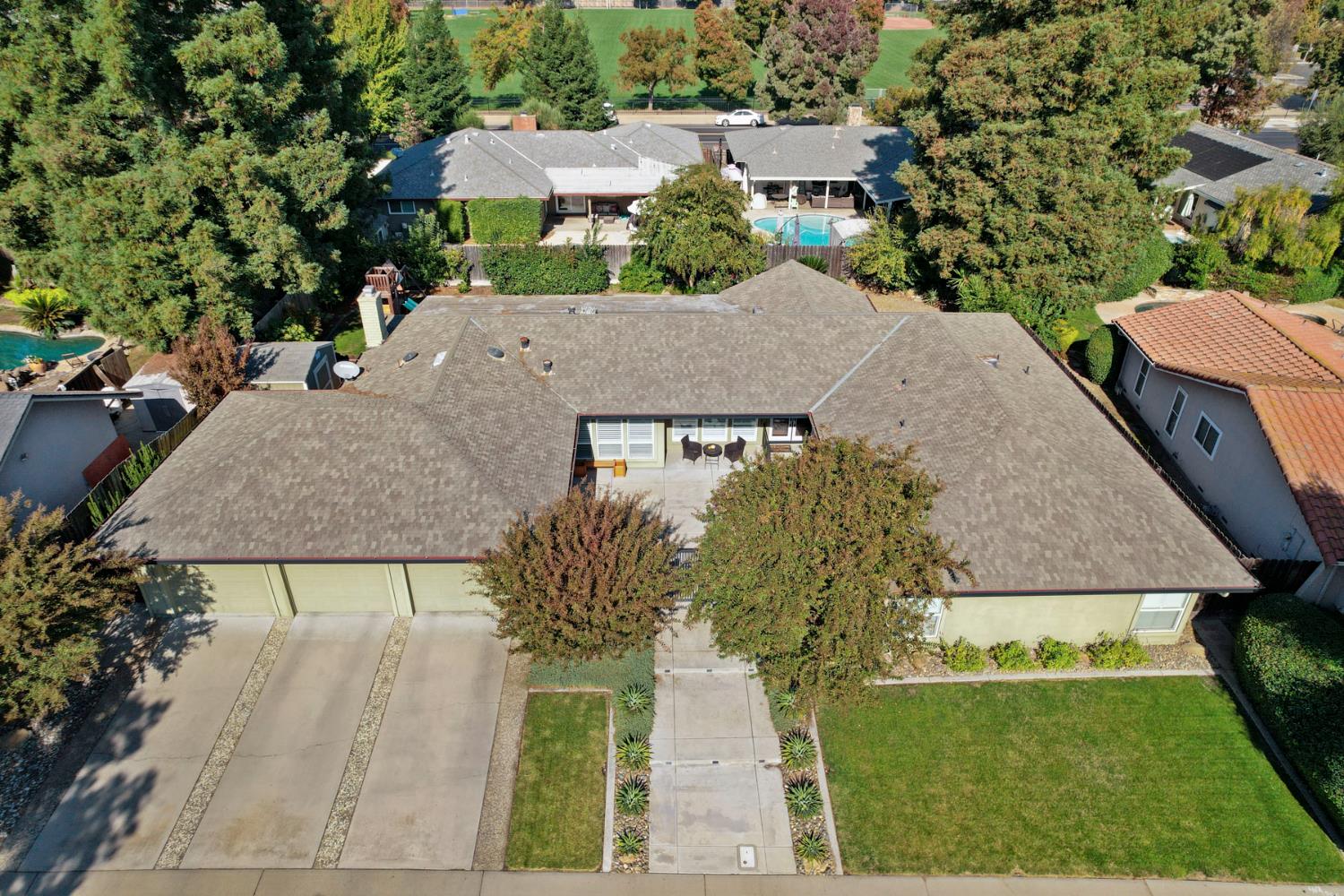 1813 Bannister Place