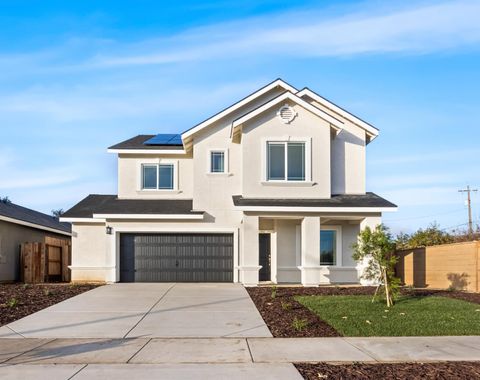 2955 Capella Drive Merced CA 95341