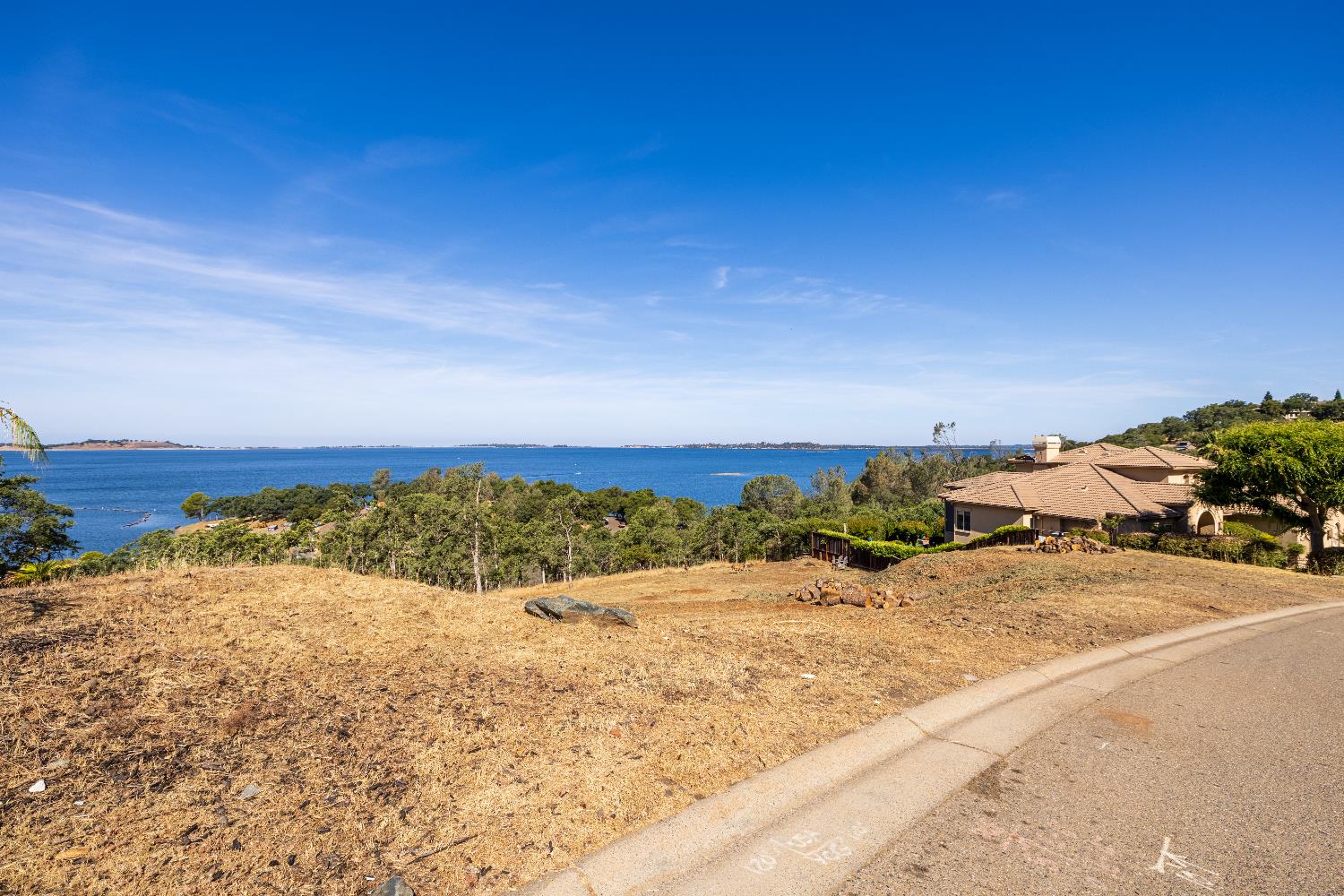 2186 Outrigger Drive