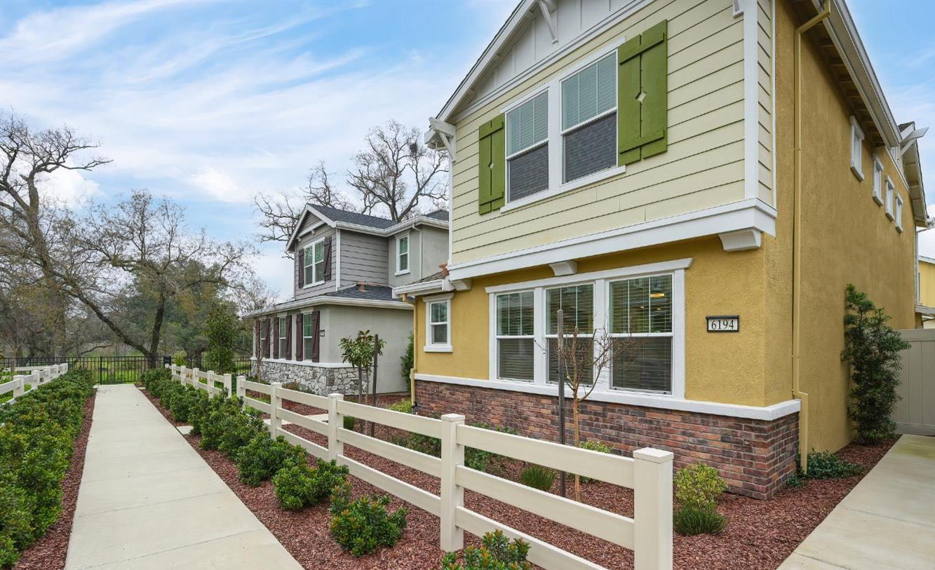 6194 Paseo De Harris