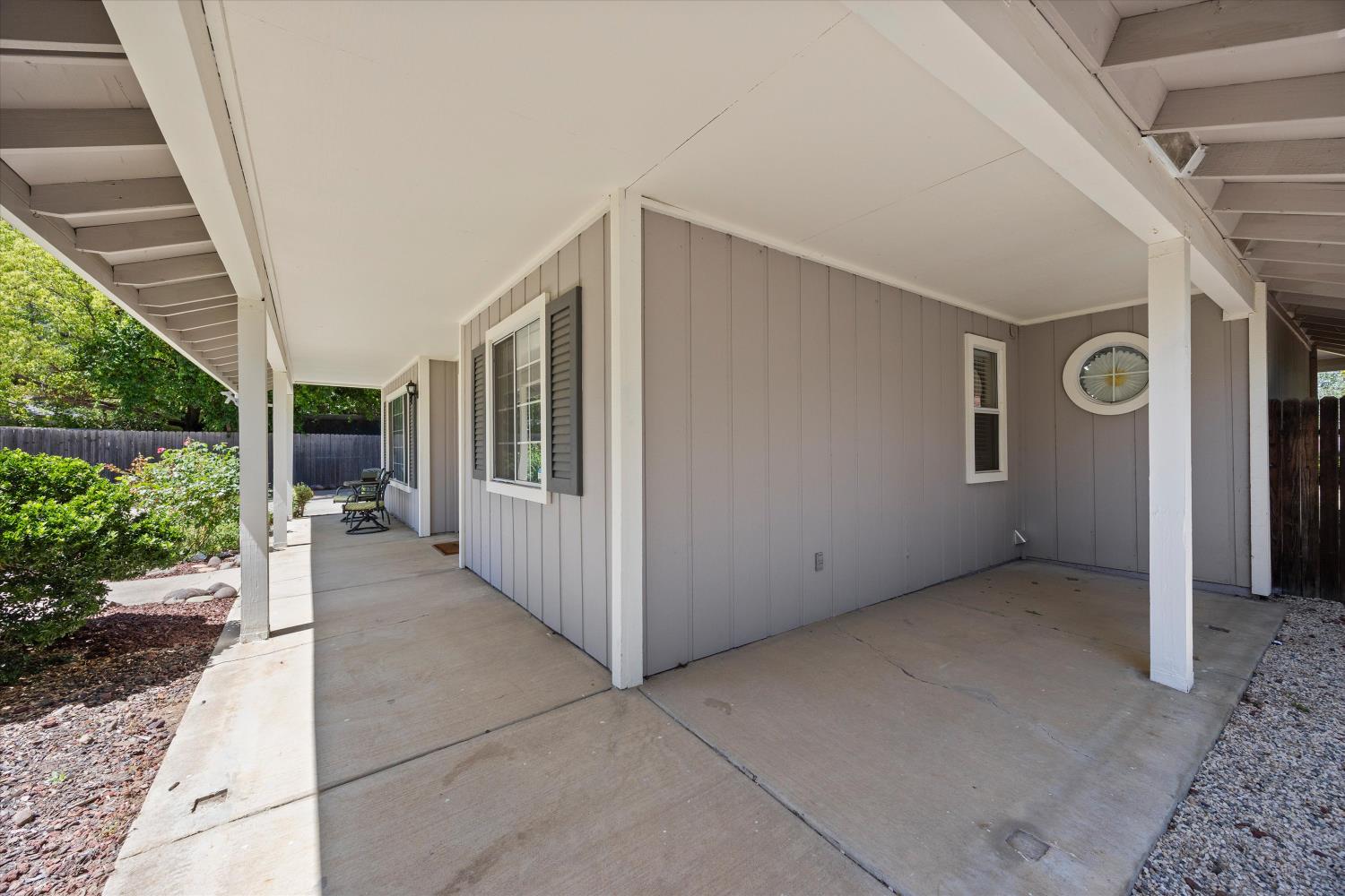 3557 Silver Ranch Avenue