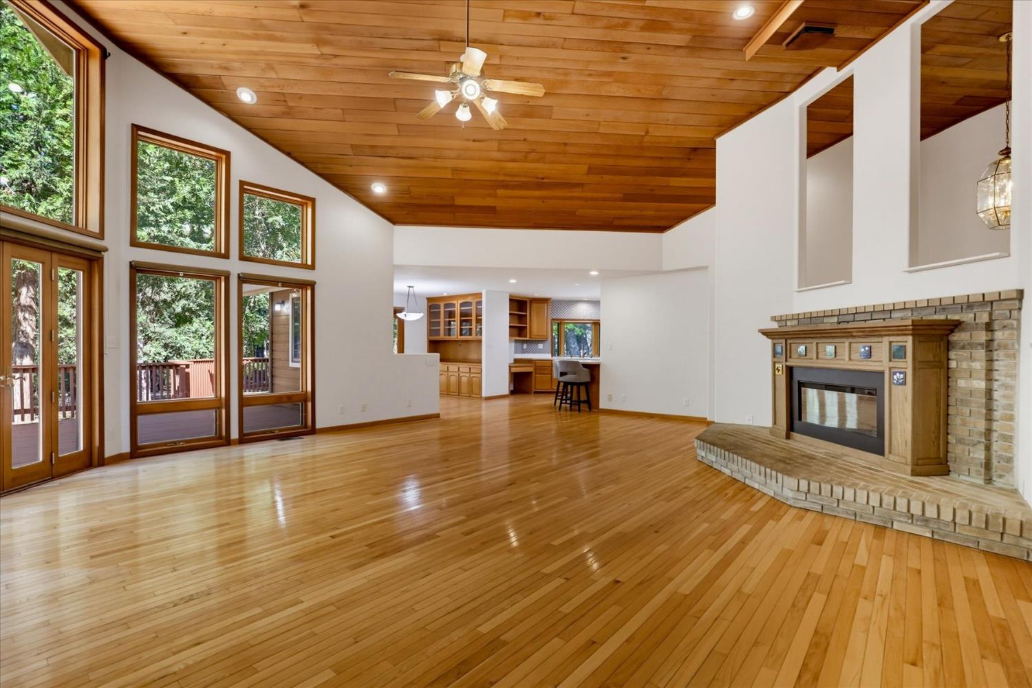 11223 Tower Hill Road