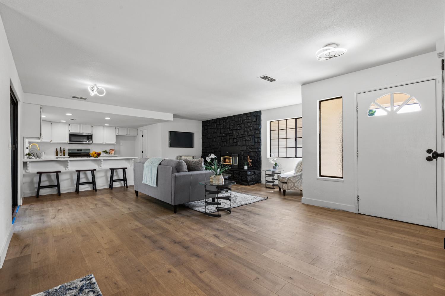 3435 La Cienega Way