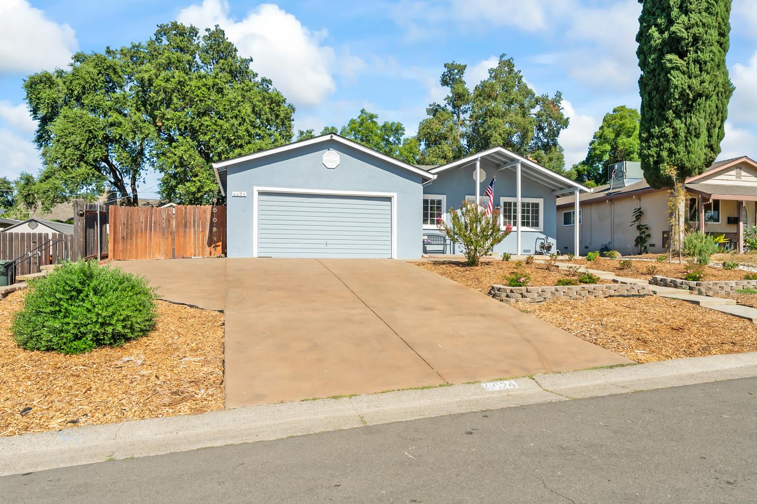6624 Graham Circle