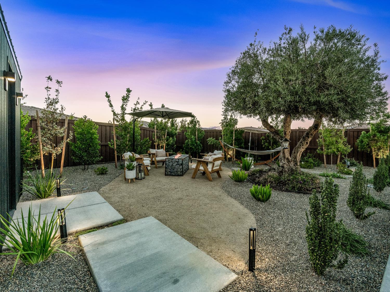 Folsom, California 95630, United States, 2 Bedrooms Bedrooms, ,2 BathroomsBathrooms,Residential,Active,212342