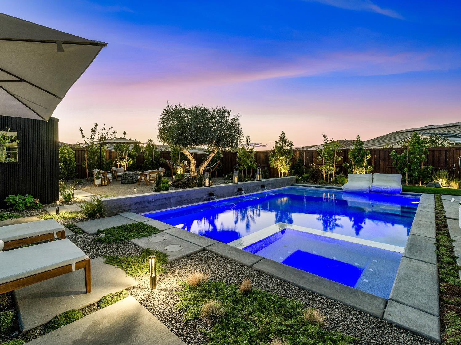 Folsom, California 95630, United States, 2 Bedrooms Bedrooms, ,2 BathroomsBathrooms,Residential,Active,212342