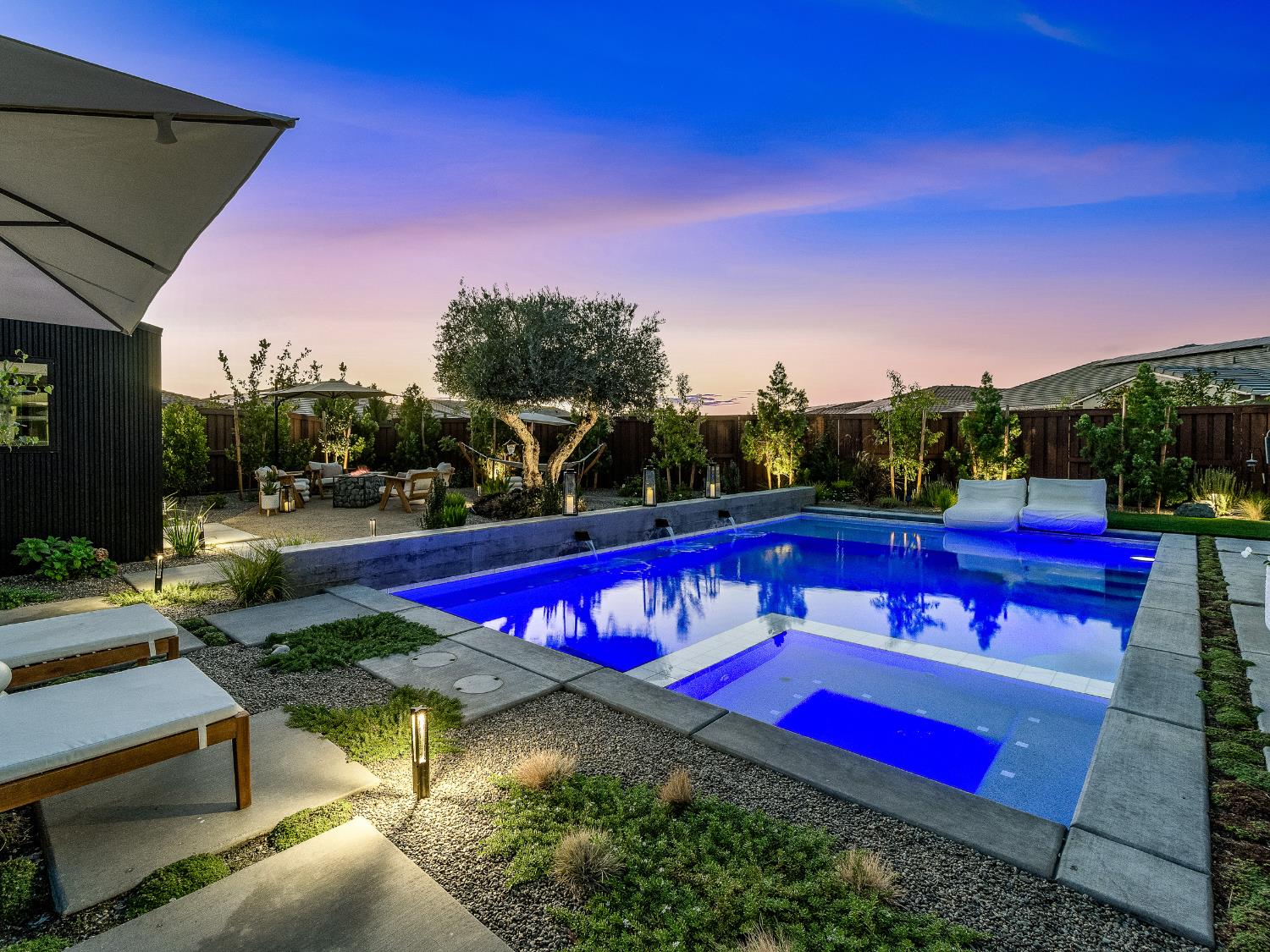 Folsom, California 95630, United States, 2 Bedrooms Bedrooms, ,2 BathroomsBathrooms,Residential,Active,212342