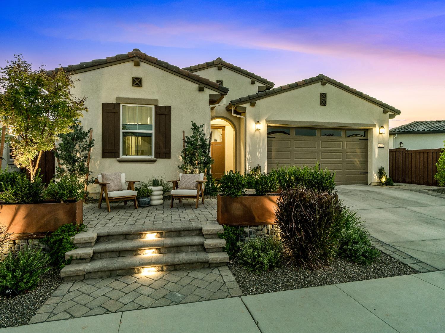 Folsom, California 95630, United States, 2 Bedrooms Bedrooms, ,2 BathroomsBathrooms,Residential,Active,212342