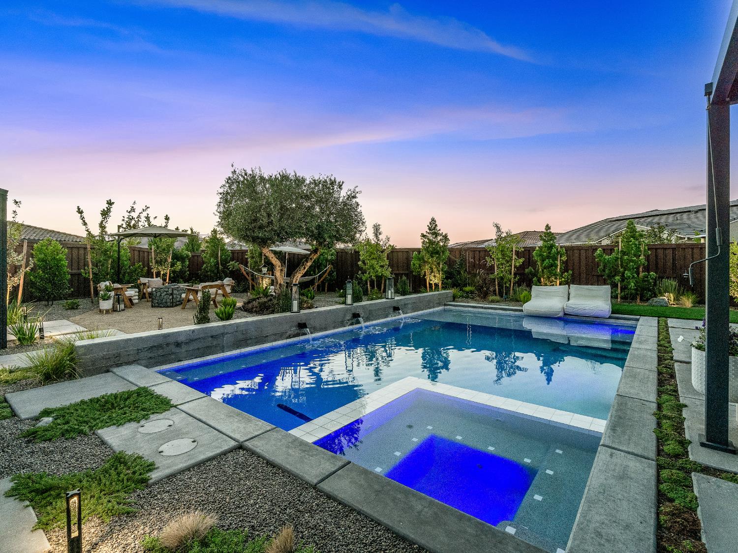 Folsom, California 95630, United States, 2 Bedrooms Bedrooms, ,2 BathroomsBathrooms,Residential,Active,212342