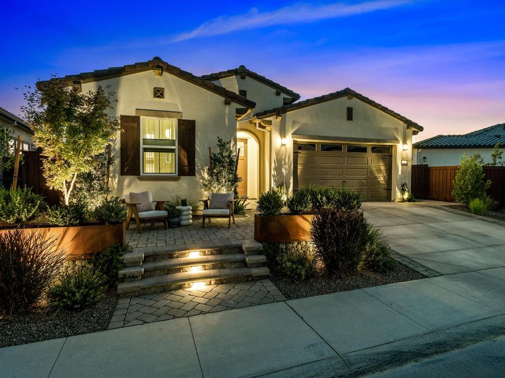 Photo of 4229 Fox Hollow Street, Folsom, CA 95630 (MLS # 225119416)