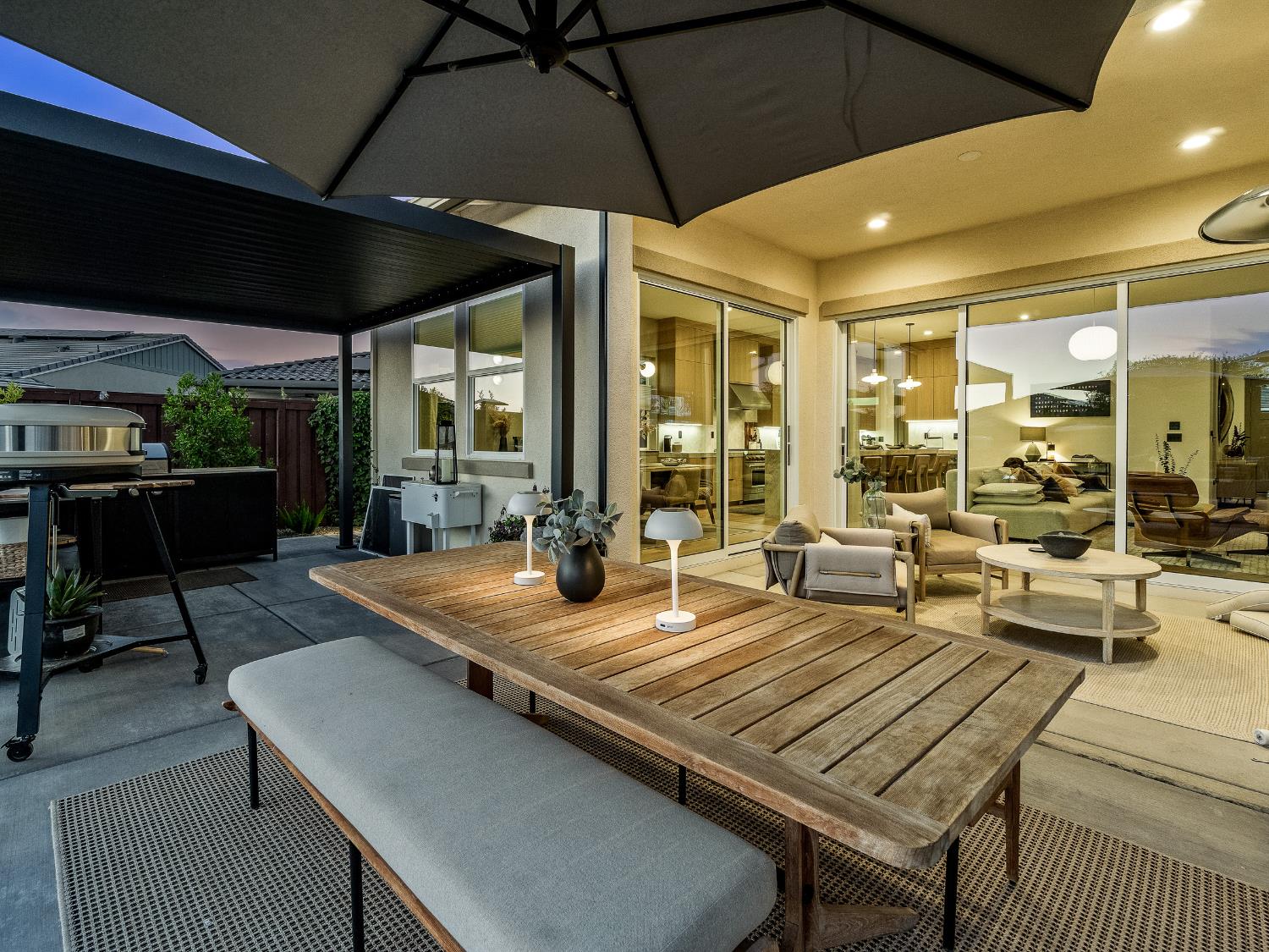 Folsom, California 95630, United States, 2 Bedrooms Bedrooms, ,2 BathroomsBathrooms,Residential,Active,212342