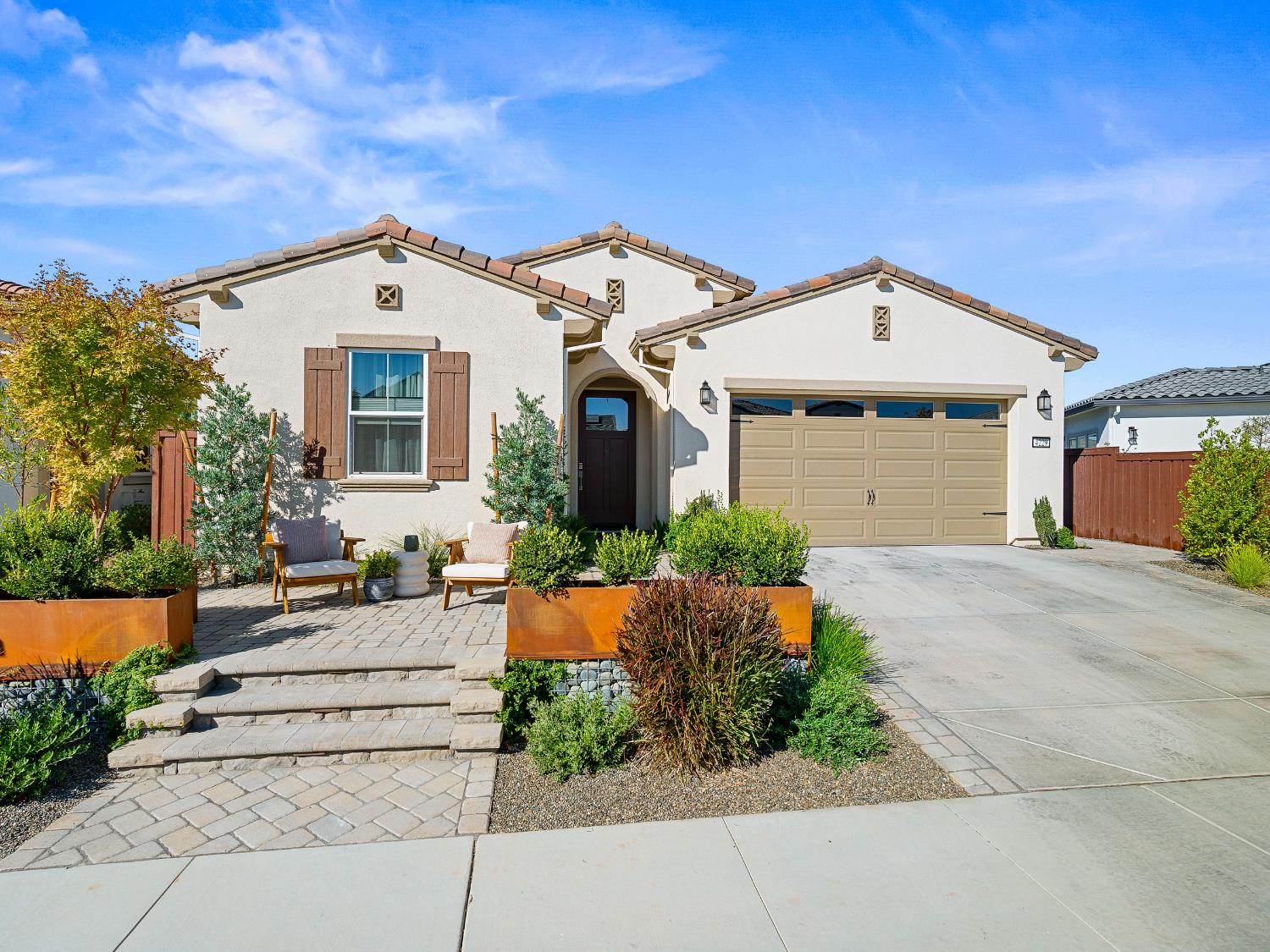 Folsom, California 95630, United States, 2 Bedrooms Bedrooms, ,2 BathroomsBathrooms,Residential,Active,212342