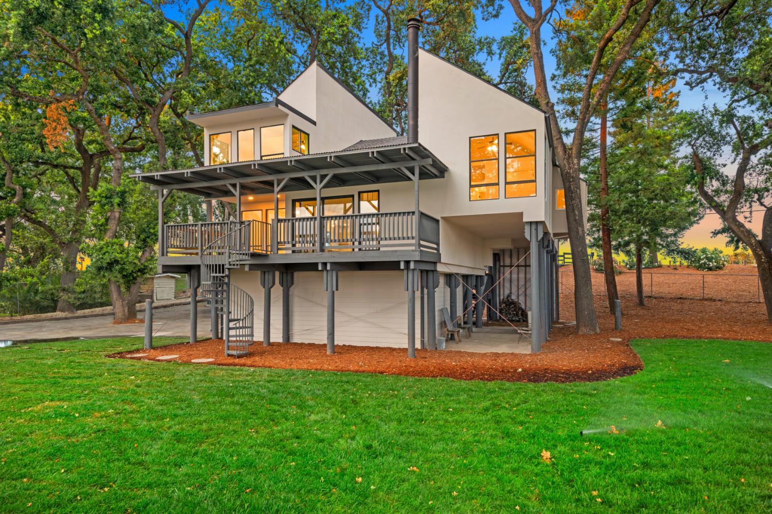 3777 Garden Highway