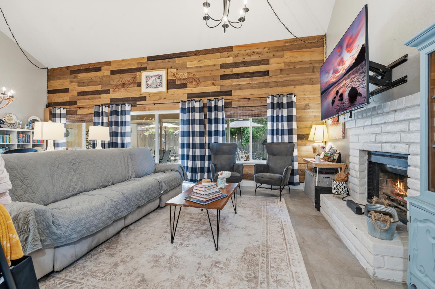 1149 River Bluff Drive