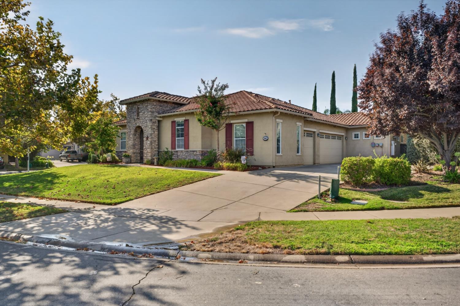 3605 Long Cove Court