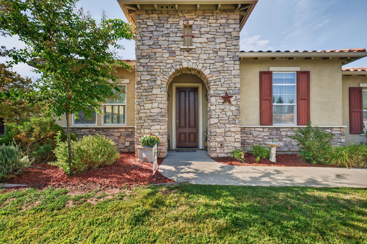 3605 Long Cove Court